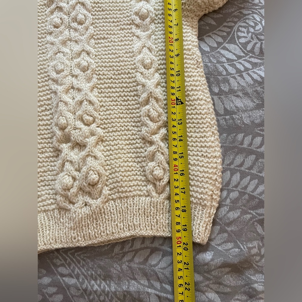 Vintage Handmade Cream Cable Knit Sweater - Picture 6 of 6